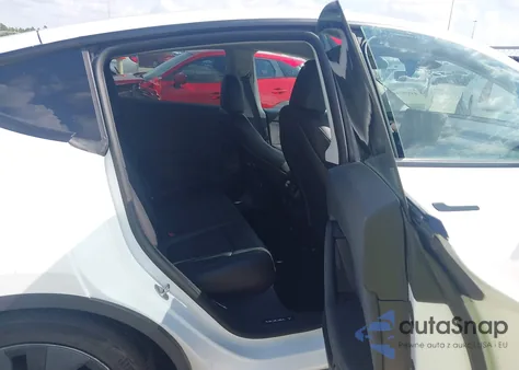 2024 Tesla Model Y Long Range Dual Motor All-Wheel Drive/Rwd from USA, damaged, VIN 7SAYGDED2RF170346